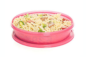 Миска Хит-парад 2л с красной крышкой